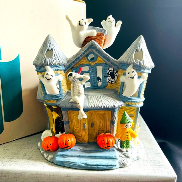 ‼️SOLD‼️PARTYLITE 🎃 NIB • Haunted Tea Light House • #P7311
